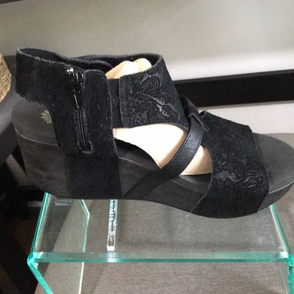 Yellow Box Black Platform Slip-On Comfort Shoes